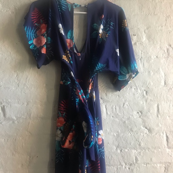 Express Romper Size Small - Picture 3 of 4